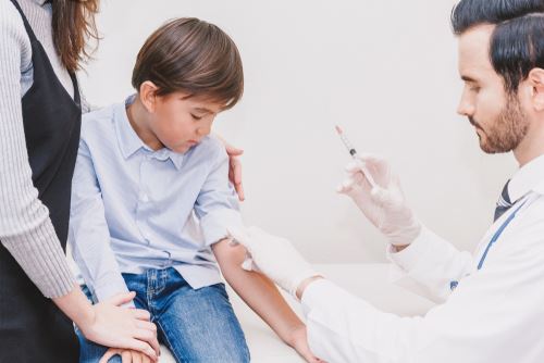 В Швеции мальчикам будут делать прививки от вируса папилломы человека