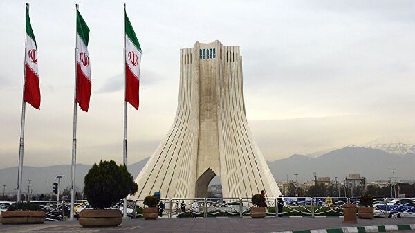 <br />
Россия и Иран смогут проводить платежи без SWIFT, заявили в Тегеране<br />
