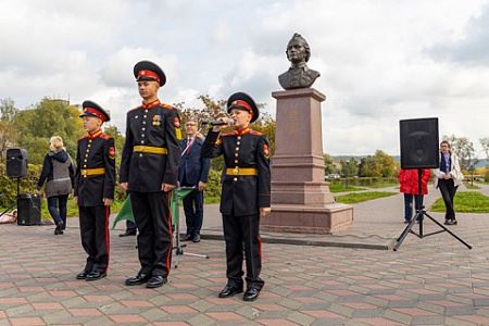 Кадровая кузница Офицерского корпуса отметила 75-летие